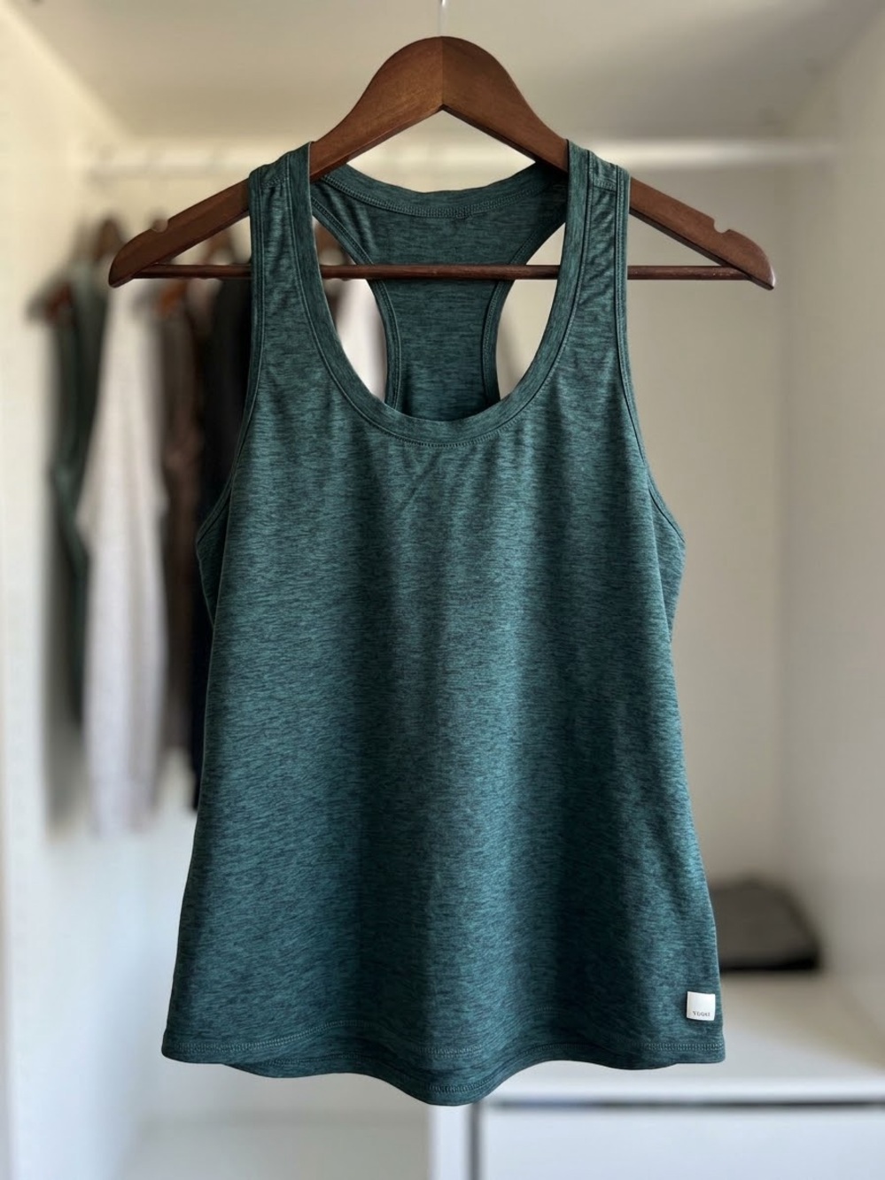 Vuori Women’s XL Performance Racerback Tank Dark Green